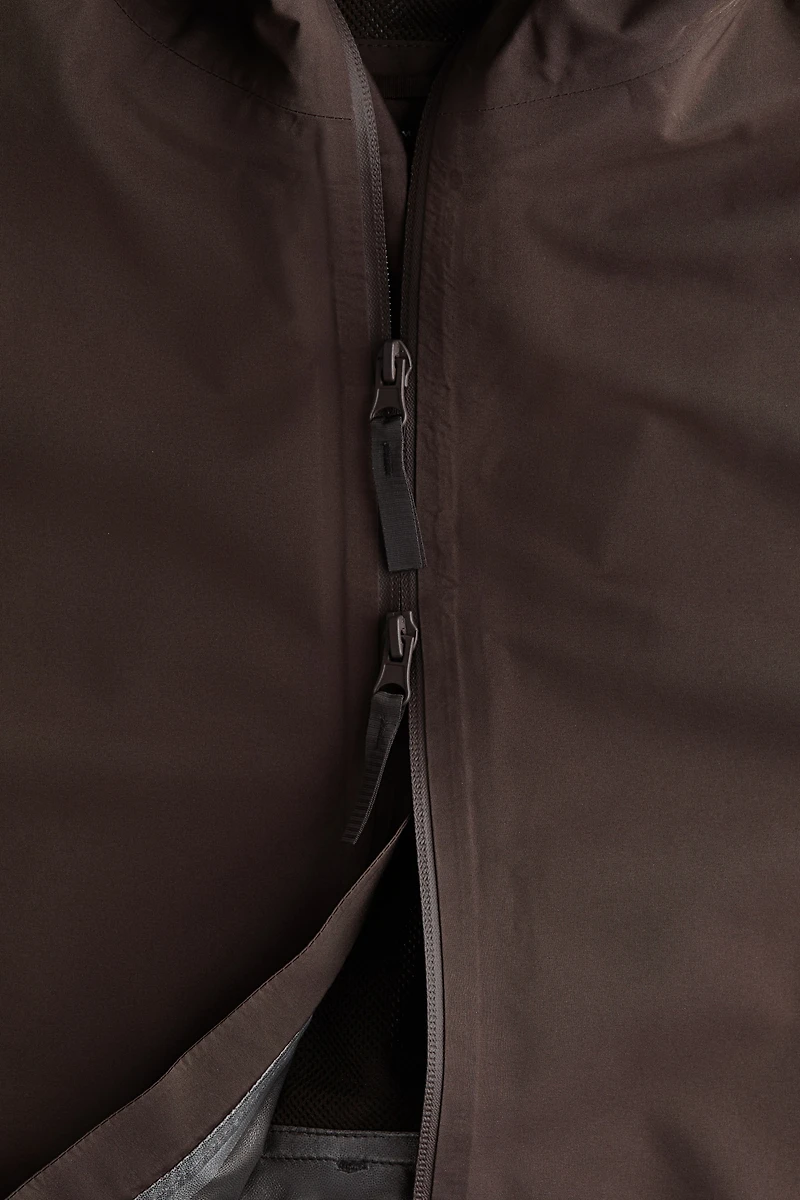 Raincoat with StormMove™