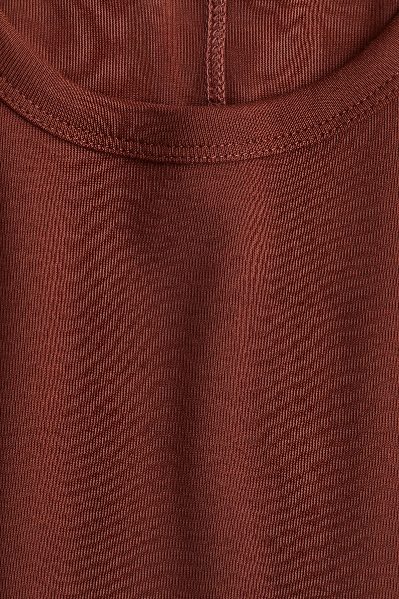 Fitted T-Shirt