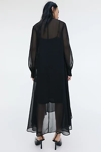 Robe vaporeuse avec col lavallière