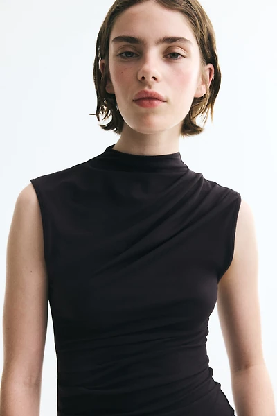 Draped Asymmetric Top