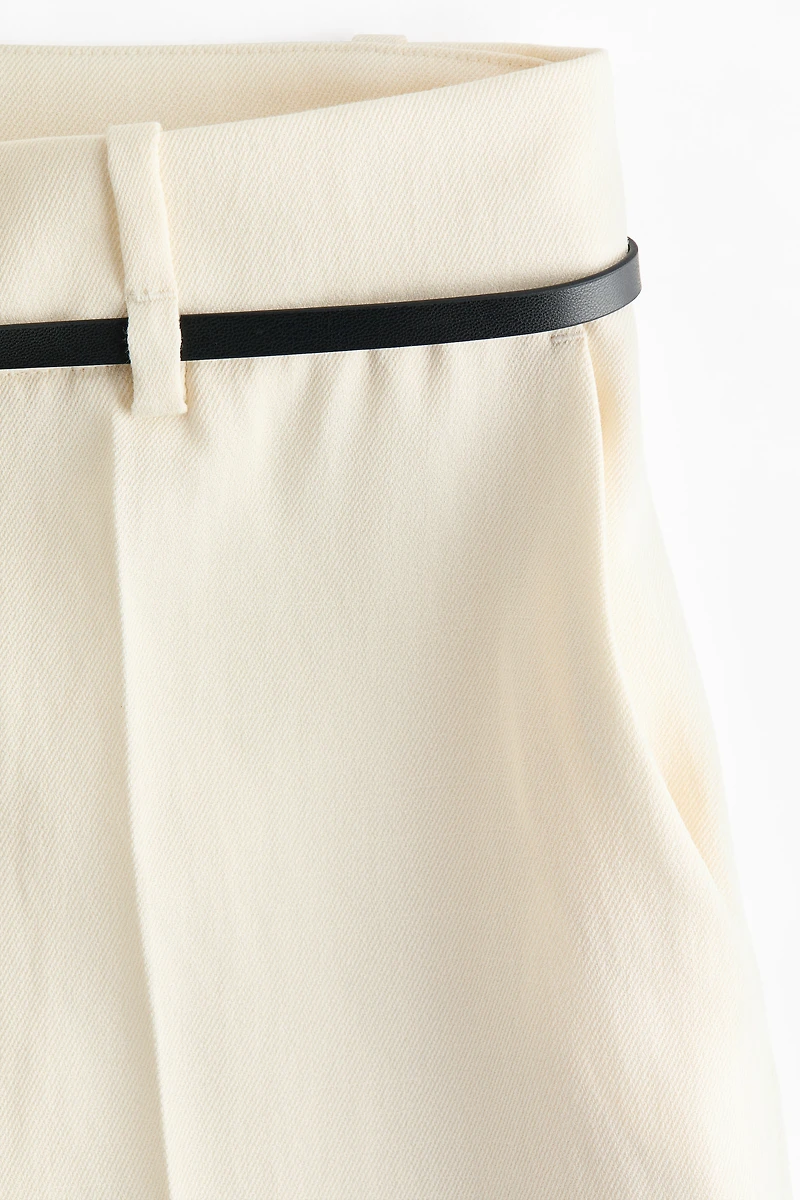Short Bermuda avec ceinture