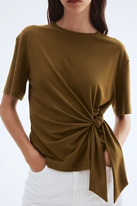 Tie-Detail Top