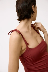 MAMA Costume de bain coussiné à bretelles nouer