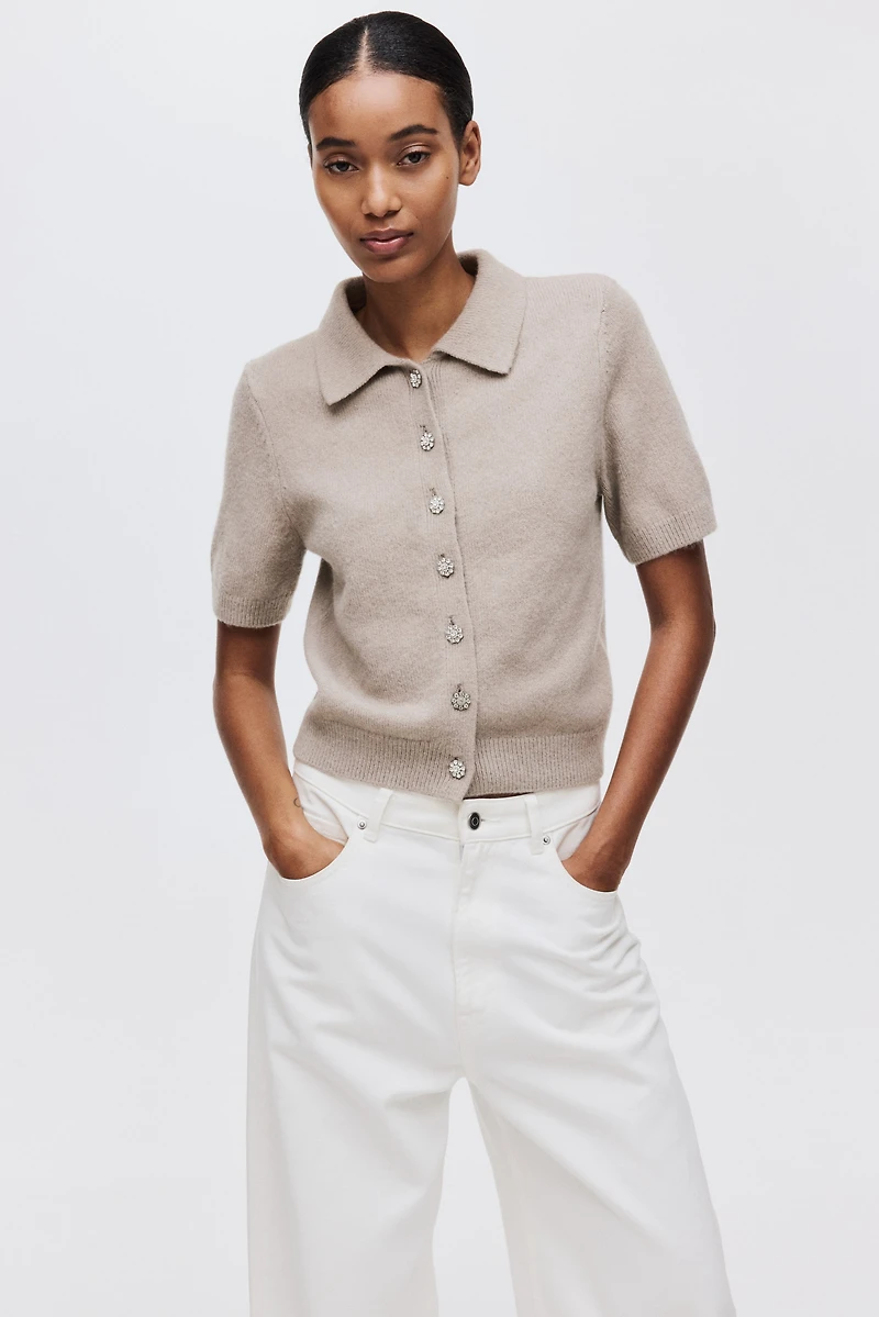 Short-sleeved collared cardigan