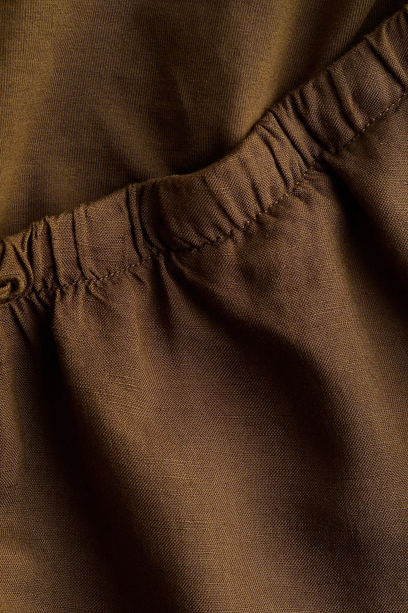 MAMA Linen-Blend Shorts