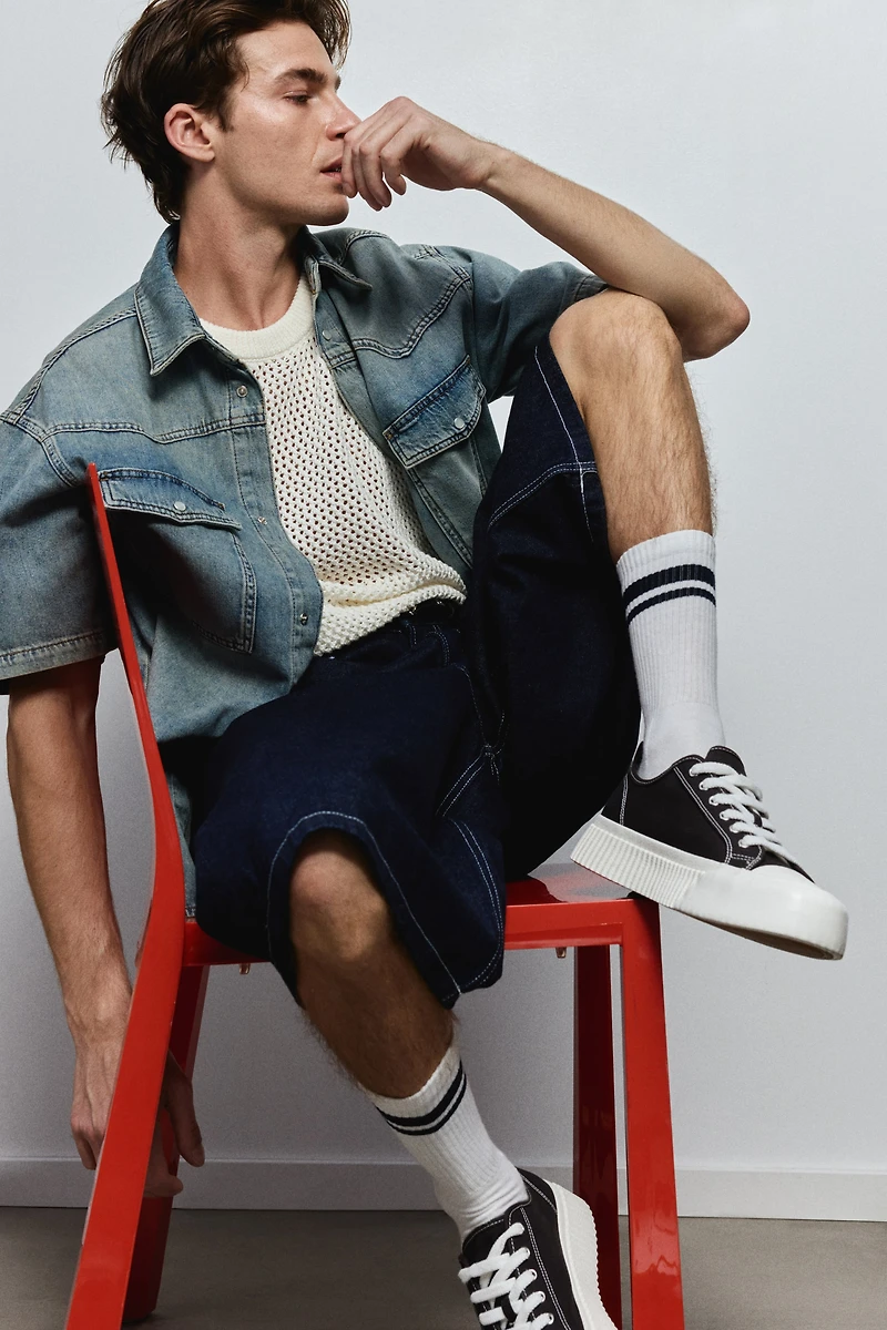 Loose-Fit Short-Sleeved Denim Shirt