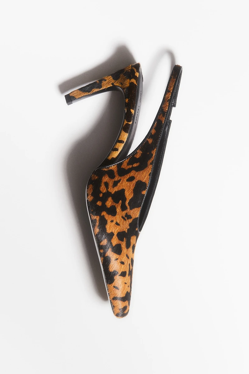 Escarpins à talon en cuir avec bride arrière