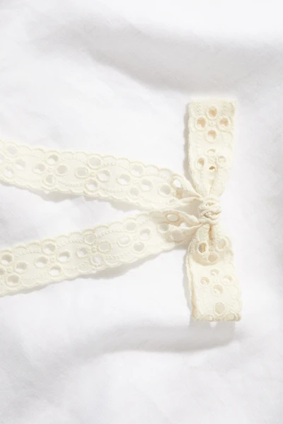 Eyelet-Embroidered Bow Hair Clip