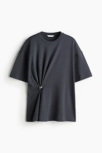 T-shirt avec détail en métal