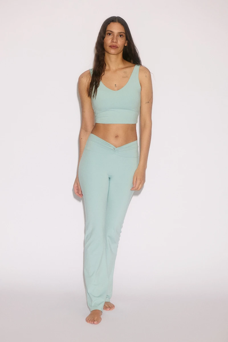 Flared Yoga Leggings with SoftMove™