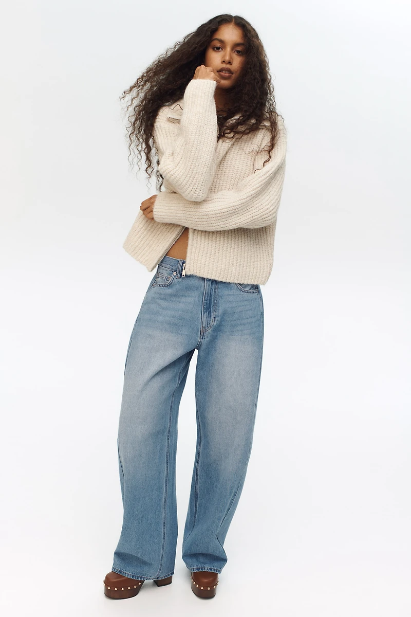 Barrel Regular Waist Jeans