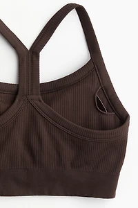 Seamless Medium-Support Sports Bra with DryMove™
