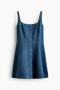 Robe en denim avec jupe évasée
