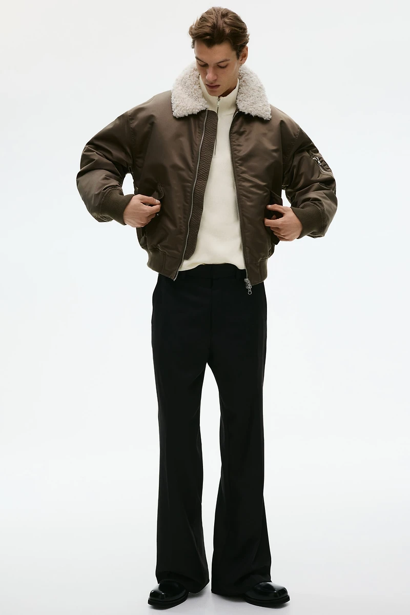 Chandail classique avec col à fermeture éclair