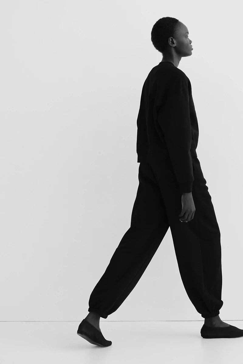 2-Piece Sweatshirt and Joggers Set