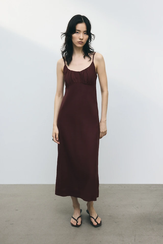 H&M Linen-Blend Strappy Dress at Hamilton Place in Chattanooga, TN H&M Linen-Blend Strappy Dress at Hamilton Place in Chattanooga, TN