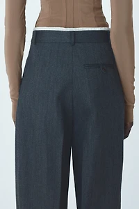 Pantalon habillé en laine