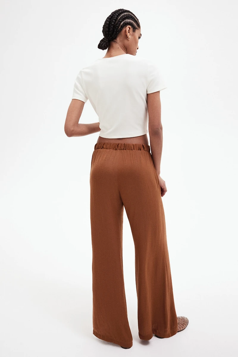 Wide-Leg Drawstring Pants