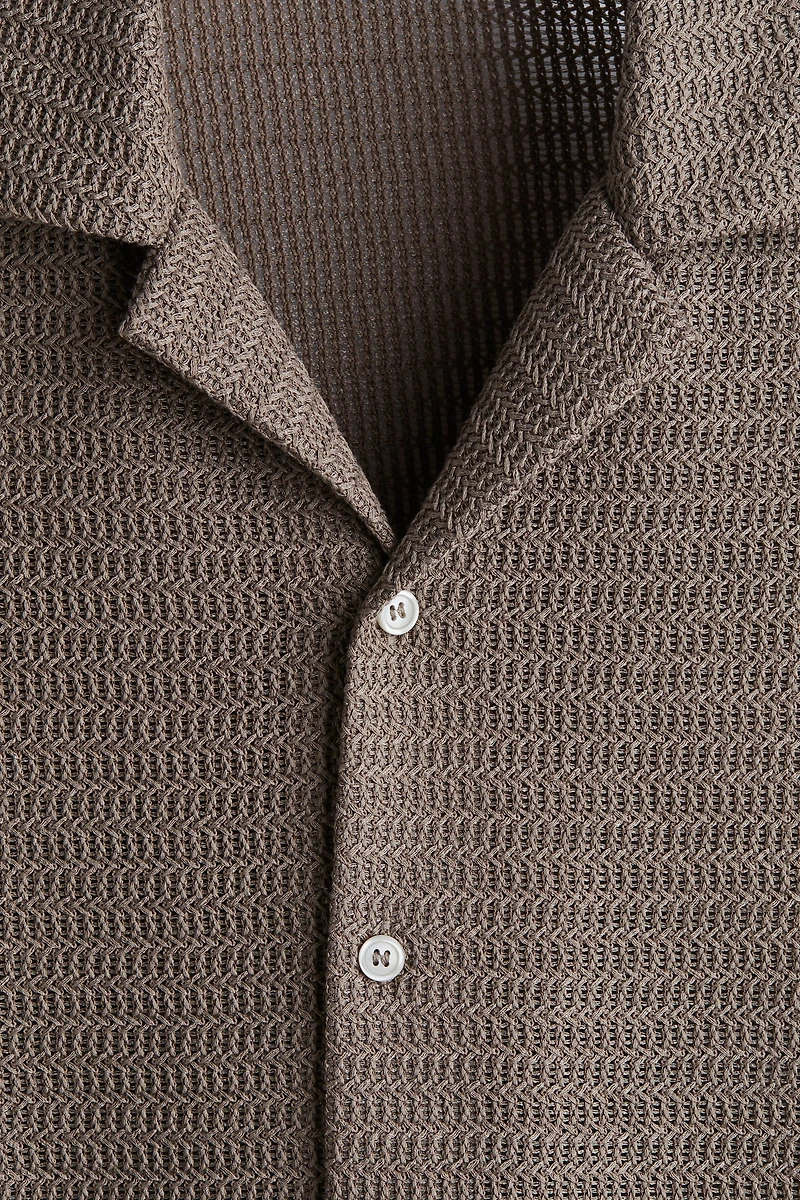 Chemise coupe classique à col cubain