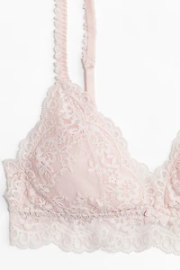 Soutien-gorge souple et coussiné en dentelle