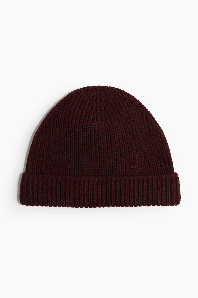 Bonnet en tricot côtelé