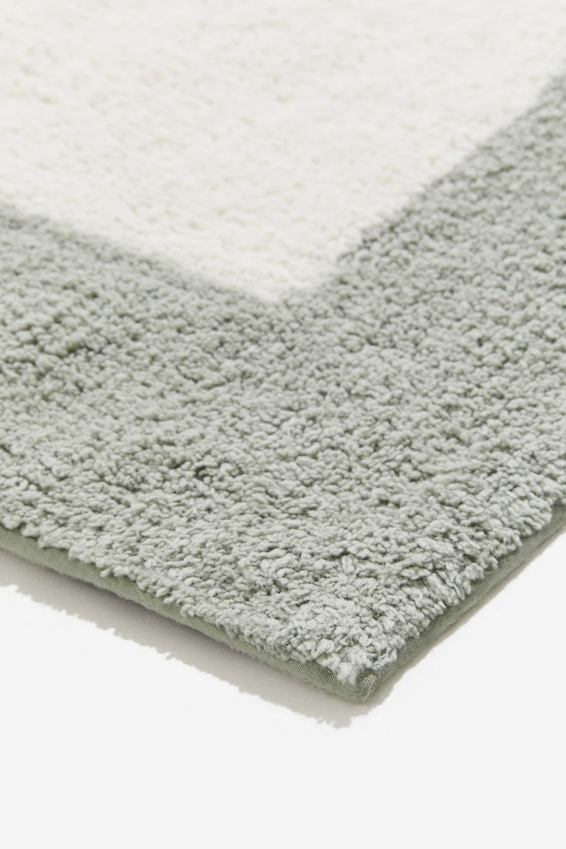 Tufted Bath Mat