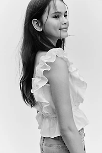 Flutter-Sleeved Cotton Top