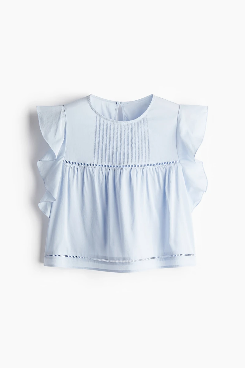 Flutter-Sleeved Blouse