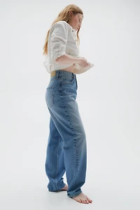 Jean Coupe Tonneau et Galbée Taille Haute