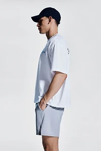 Mid-Length Sports Shorts with DryMove™