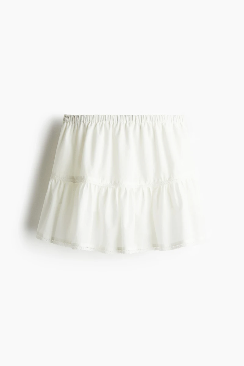 Mini jupe avec dentelle