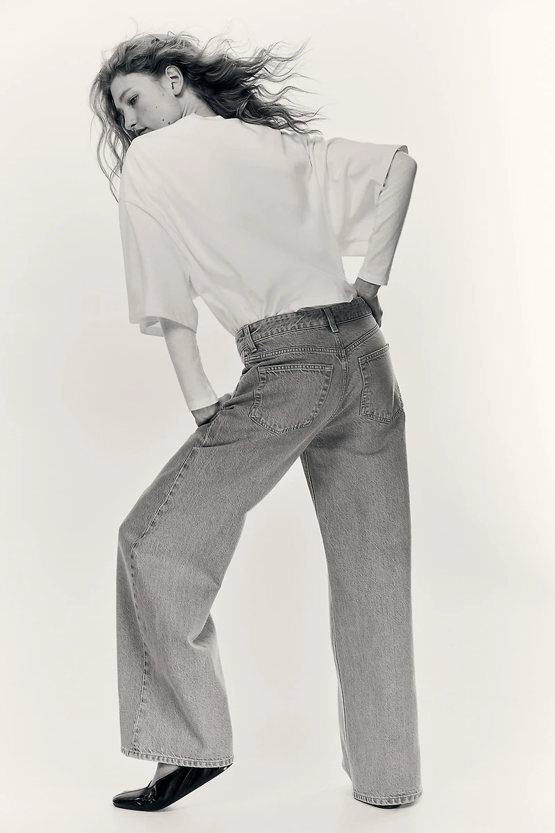 Wide-cut Jeans