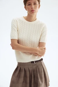 Chandail en tricot torsadé