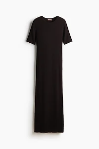 Robe T-shirt en tricot côtelé