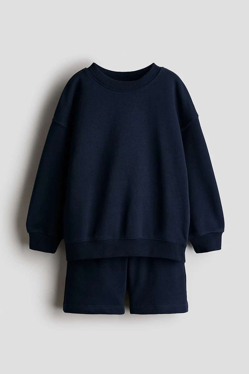 2-Piece Sweatshirt and Sweatshorts Set