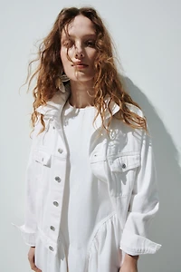 Robe en denim avec dos ouvert