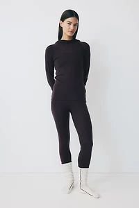 T-shirt de sport en laine avec capuchon