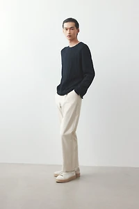 Pantalon coupe classique en sergé