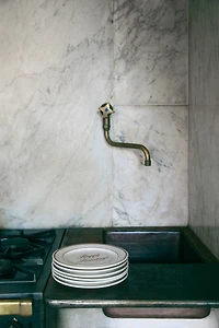 Medium-Sized Porcelain Plate