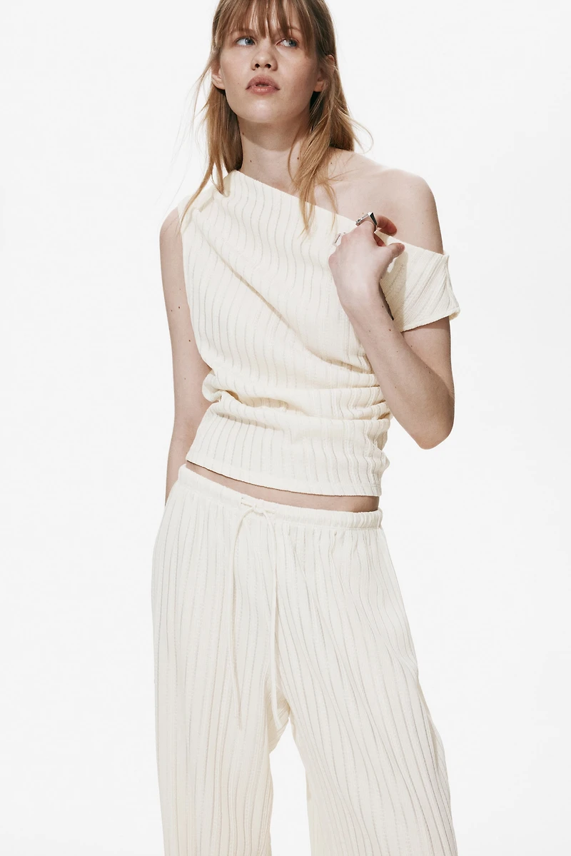 Textured One-Shoulder Top