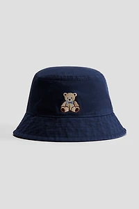 Chapeau