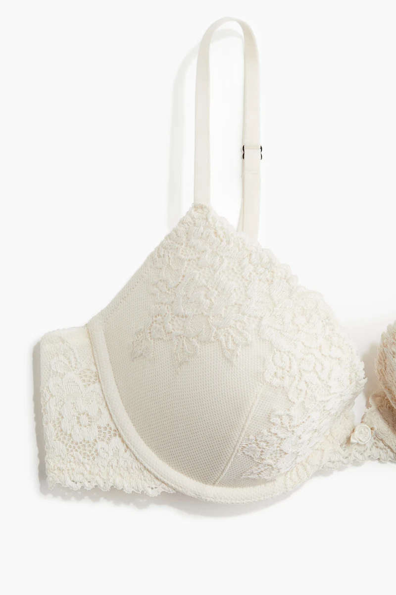 Soutien-gorge pigeonnant en dentelle