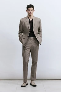 Veste près du corps à fermeture droite