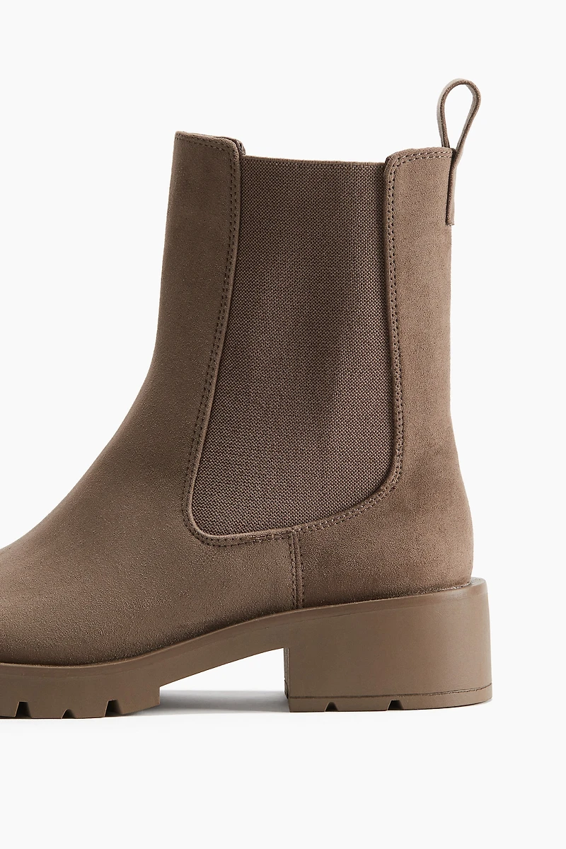 Chelsea Boots