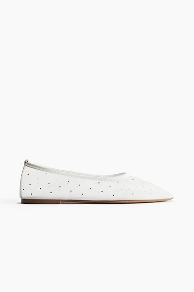 Ballerines ornées de strass