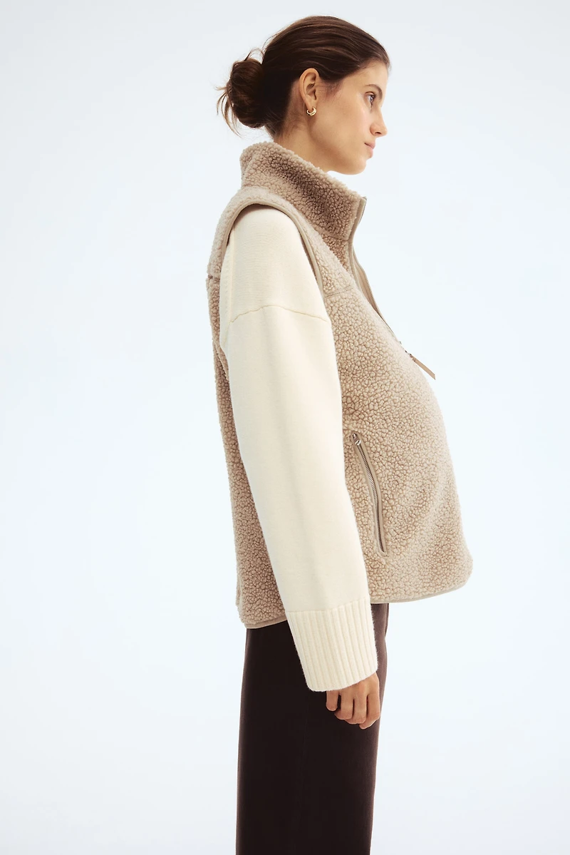 MAMA Before & After Babywearing Teddy Fleece Vest