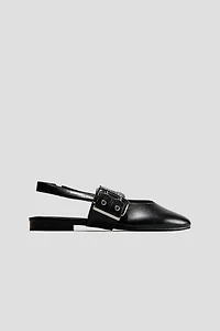 Chaussures à bride arrière avec boucle
