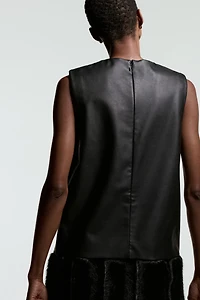 Minirobe en tissu enduit