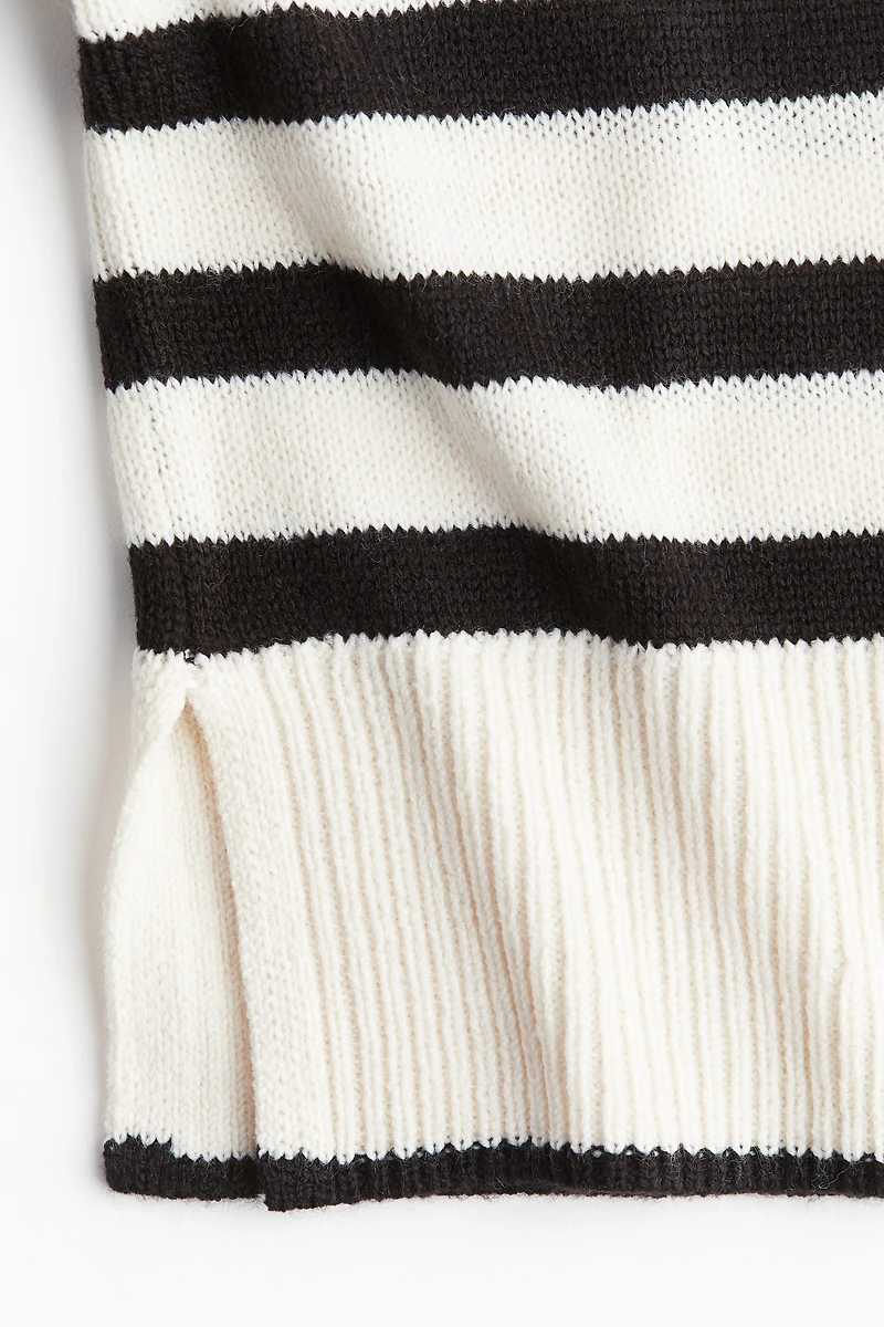 Fine-knit turtleneck jumper