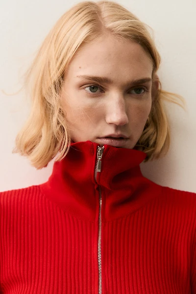 Haut en tricot côtelé à col fermeture éclair